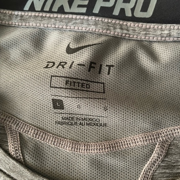 Nike t-shirt - Picture 2 of 10